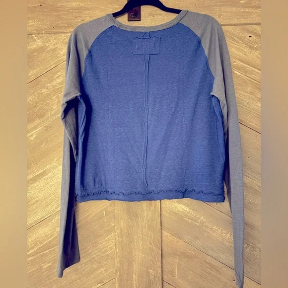 We The Free Deja Vu Long Sleeve - NWOT - Picture 6 of 7